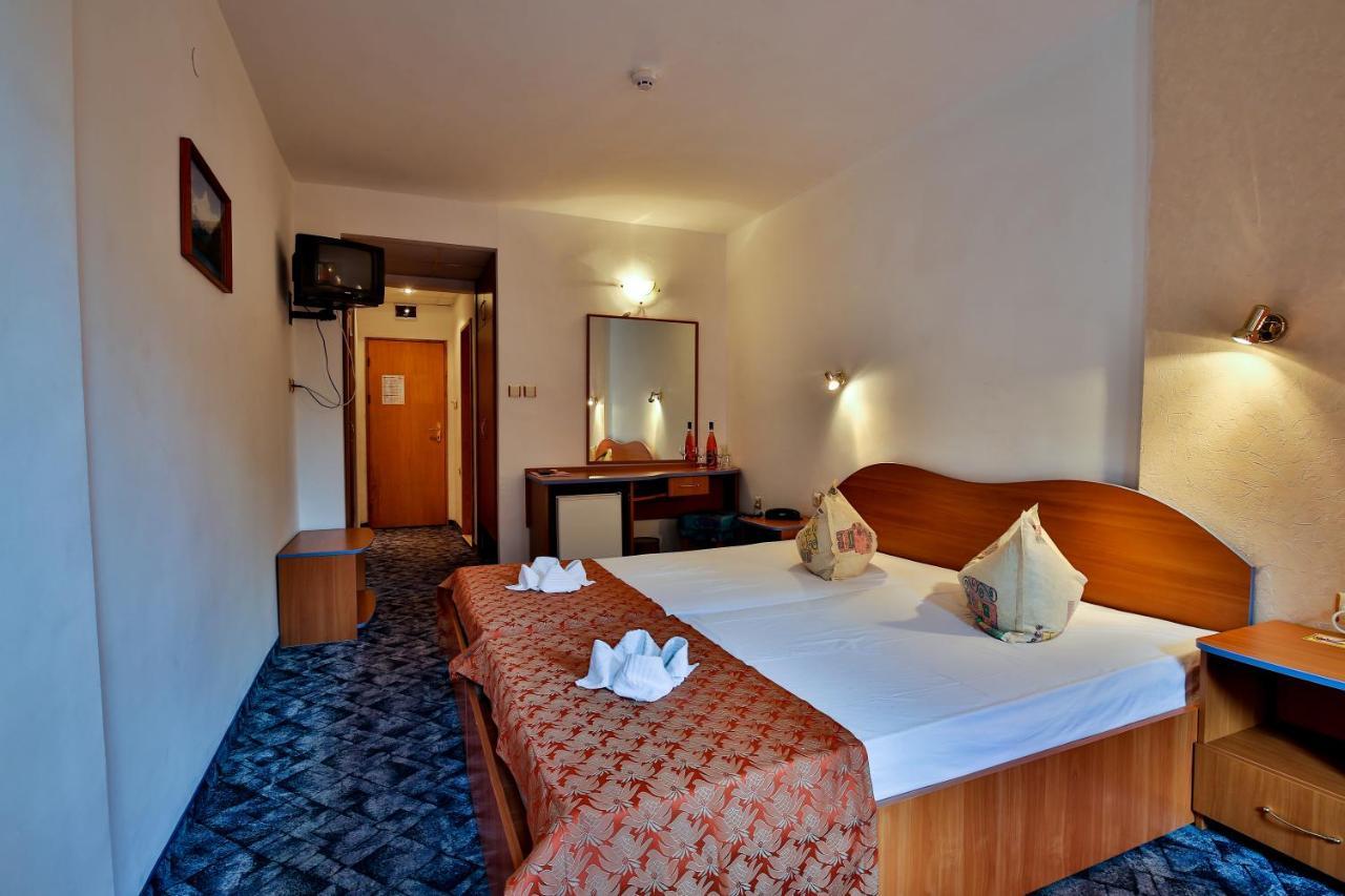 Kamchia Park Hotel Goudstrand Buitenkant foto