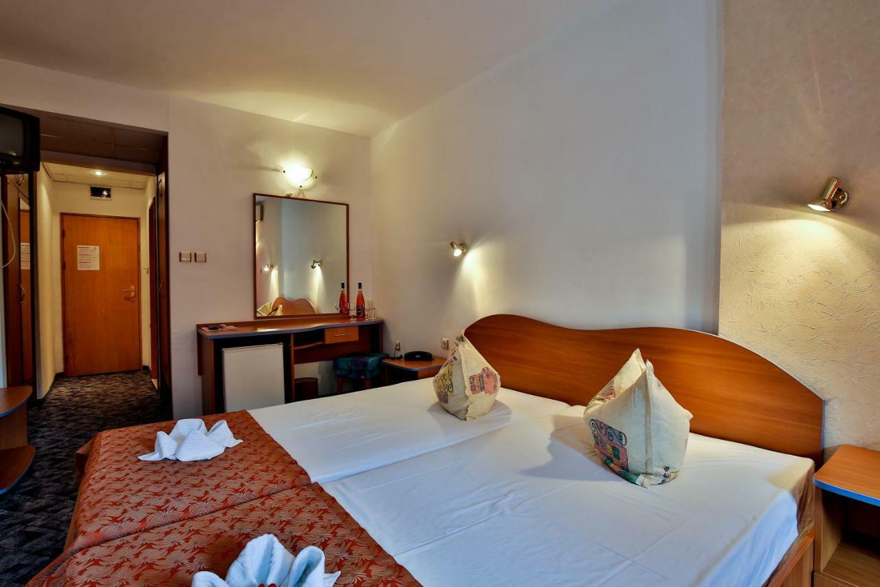 Kamchia Park Hotel Goudstrand Buitenkant foto