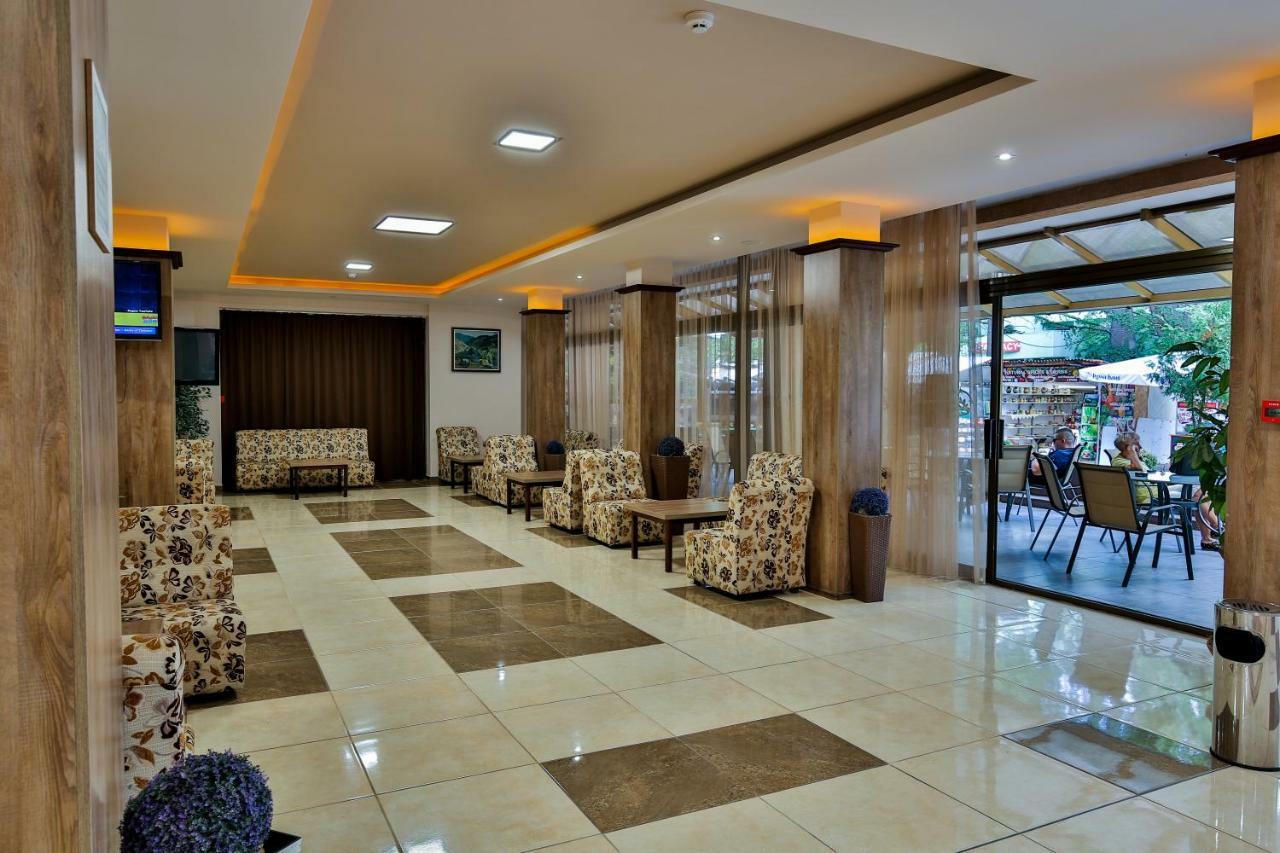 Kamchia Park Hotel Goudstrand Buitenkant foto